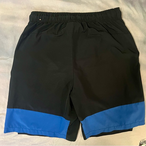 Lot of four men’s Nike Dri-Fit shorts size small - Picture 6 of 9